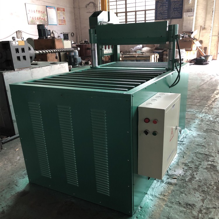 臺式切膠機33.jpg